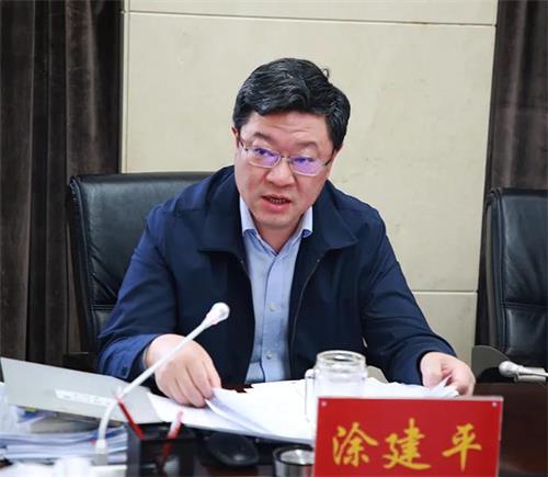 彰显省会继续，，我们城投人这么干！_乐盈VI官网